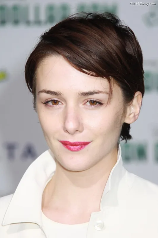 Addison Timlin photo 20 of 686
