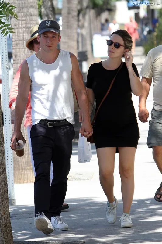 Addison Timlin photo 8 of 686
