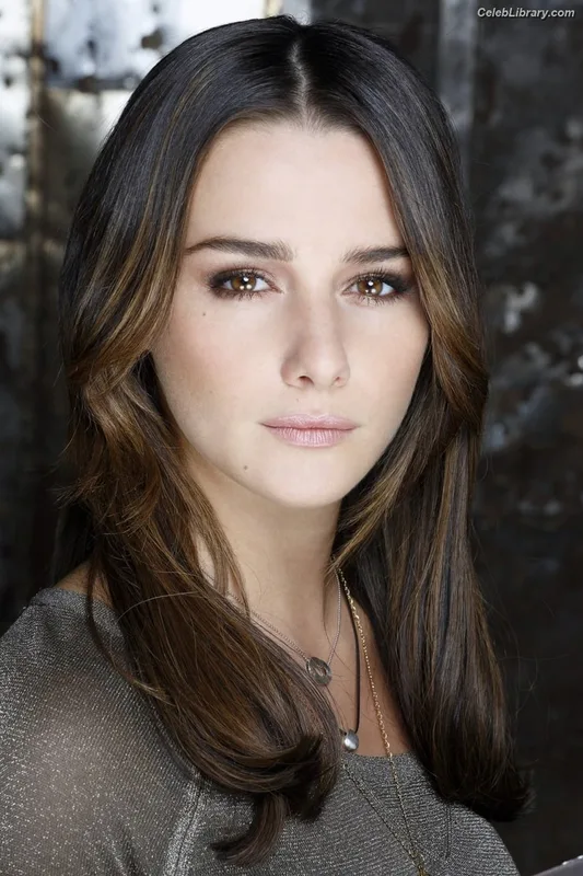 Addison Timlin photo 18 of 686