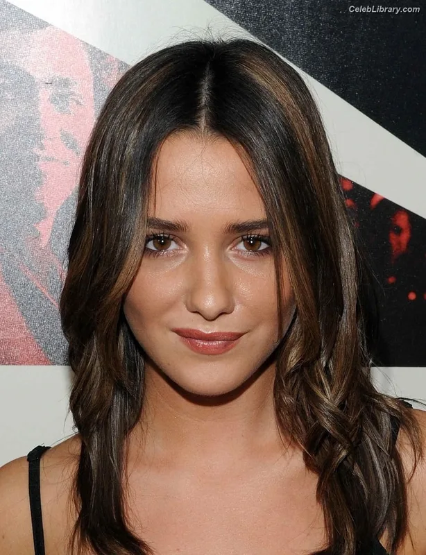 Addison Timlin photo 22 of 686