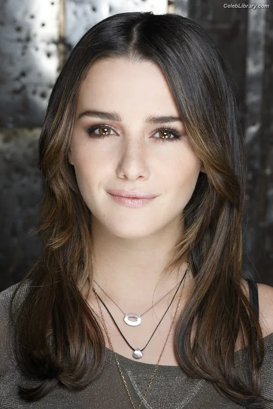 Addison Timlin photo 5 of 686