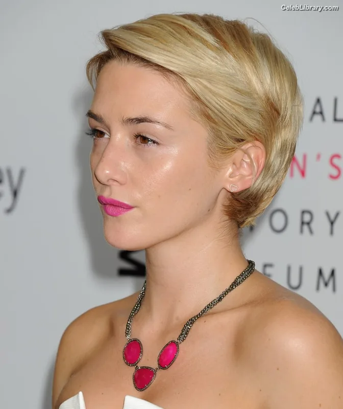 Addison Timlin photo 7 of 686