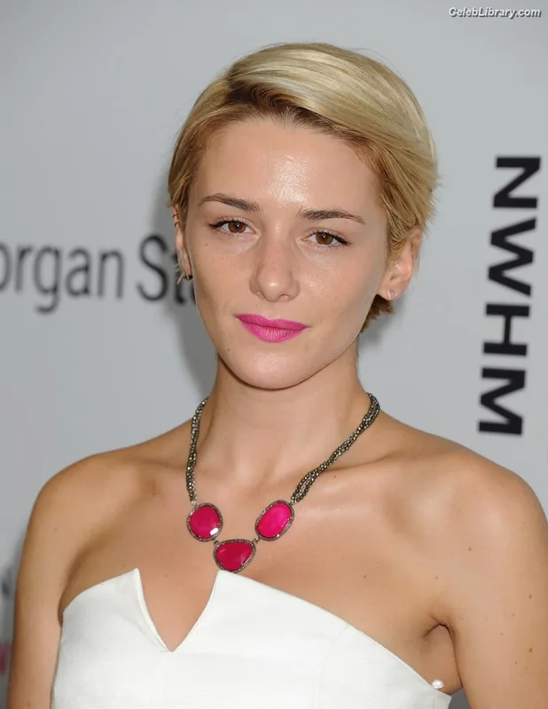 Addison Timlin photo 15 of 686