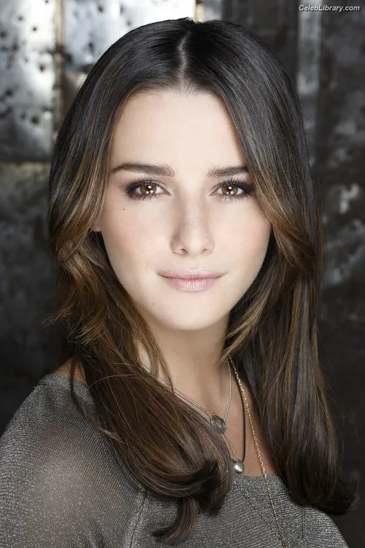 Addison Timlin photo 16 of 686