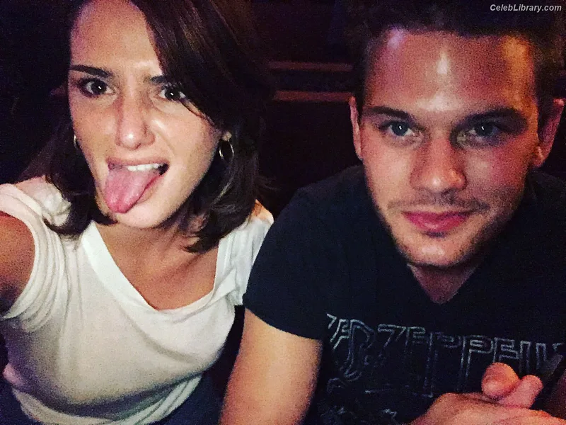 Addison Timlin photo 8 of 686