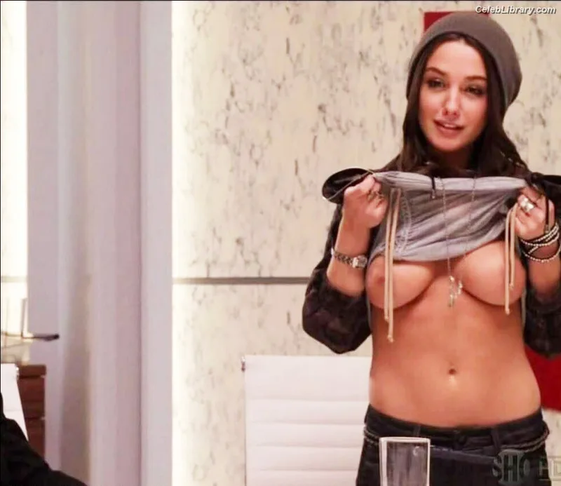 Addison Timlin photo 18 of 686