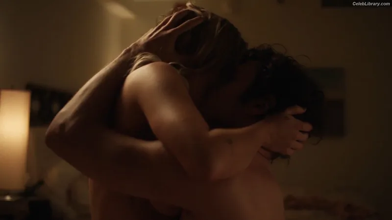 Addison Timlin photo 2 of 686