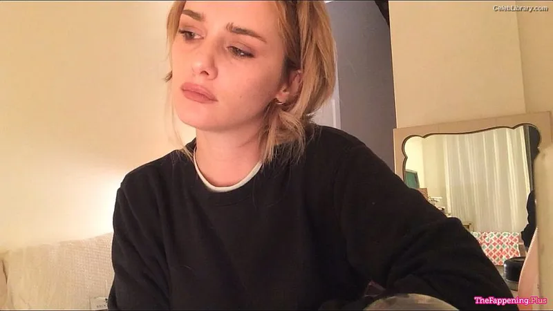 Addison Timlin photo 22 of 686