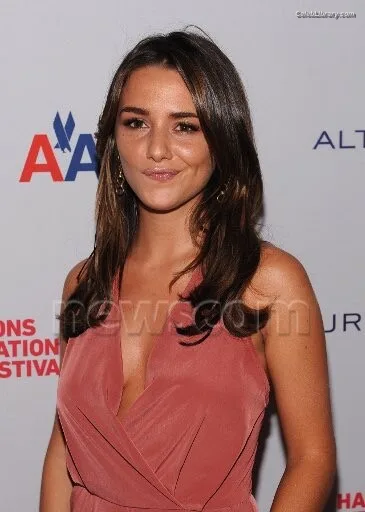 Addison Timlin photo 20 of 686