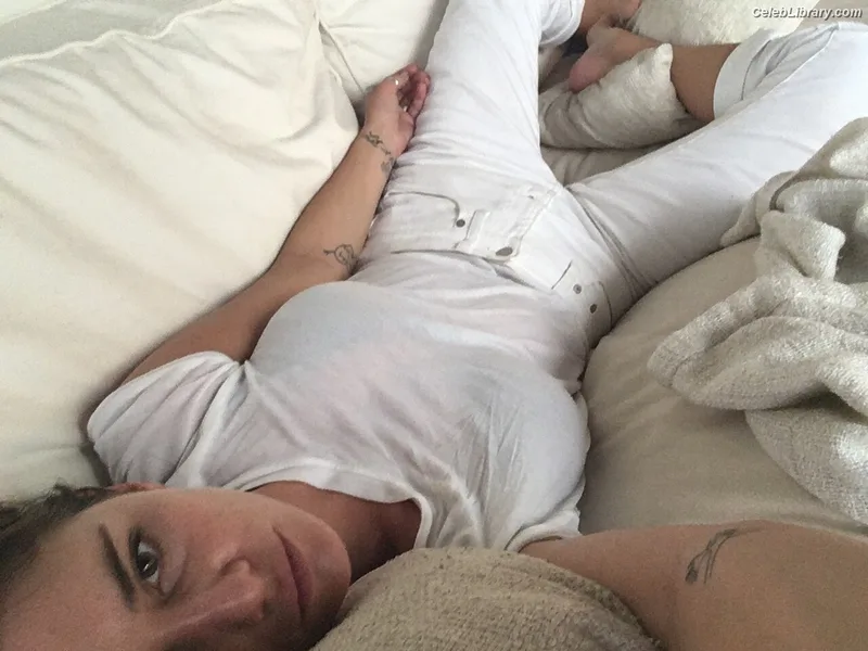Addison Timlin photo 21 of 686