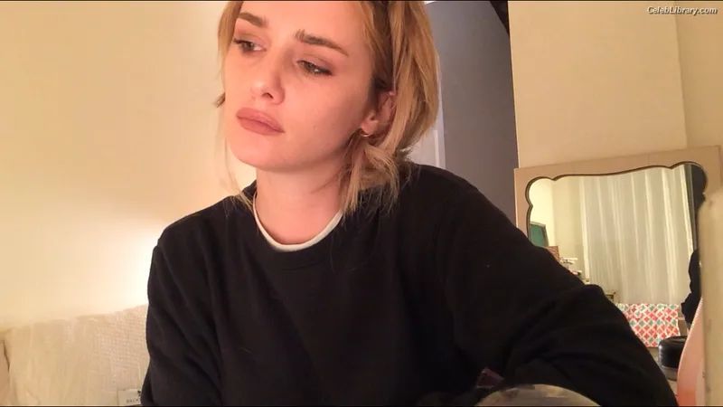 Addison Timlin photo 20 of 686