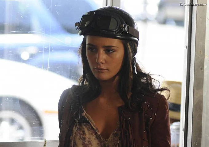 Addison Timlin photo 8 of 686