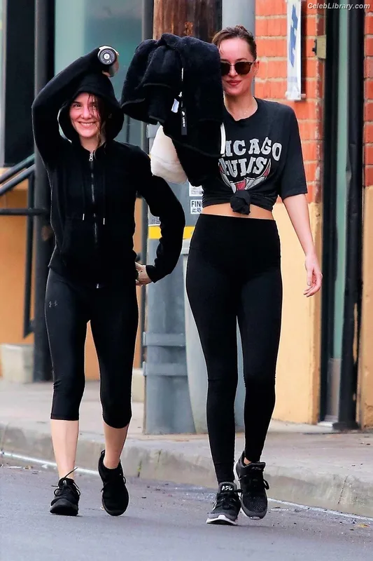 Addison Timlin photo 7 of 686