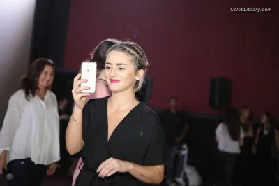 Addison Timlin photo 16 of 686