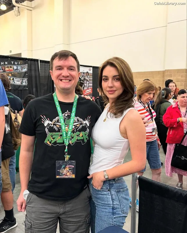 Adelaide Kane photo 24 of 237