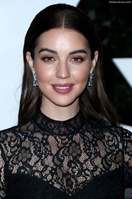 Adelaide Kane photo 1 of 237