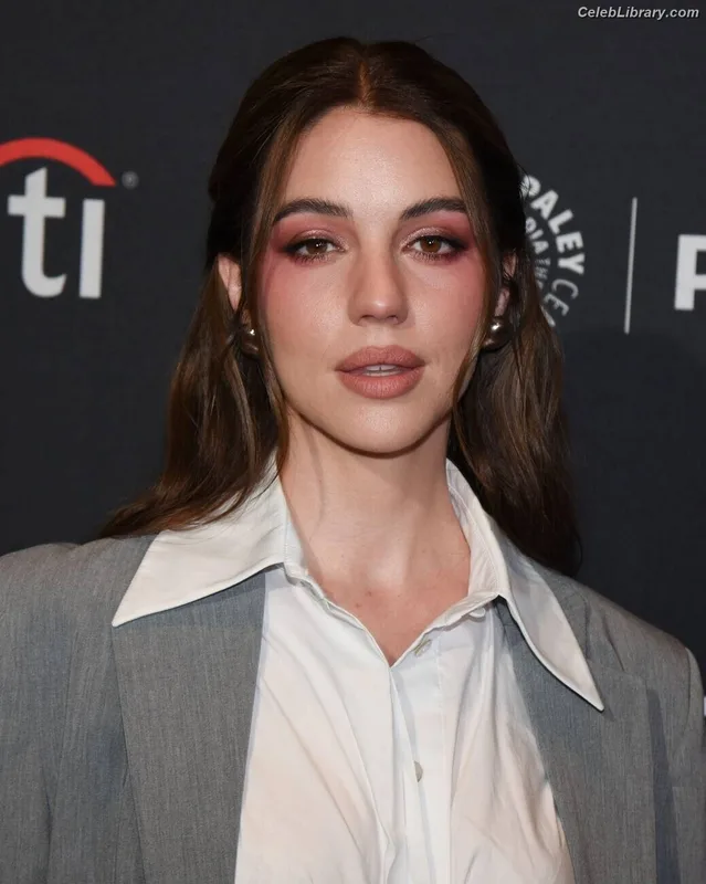 Adelaide Kane photo 10 of 237