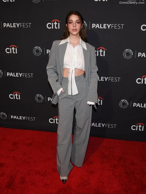 Adelaide Kane photo 13 of 237