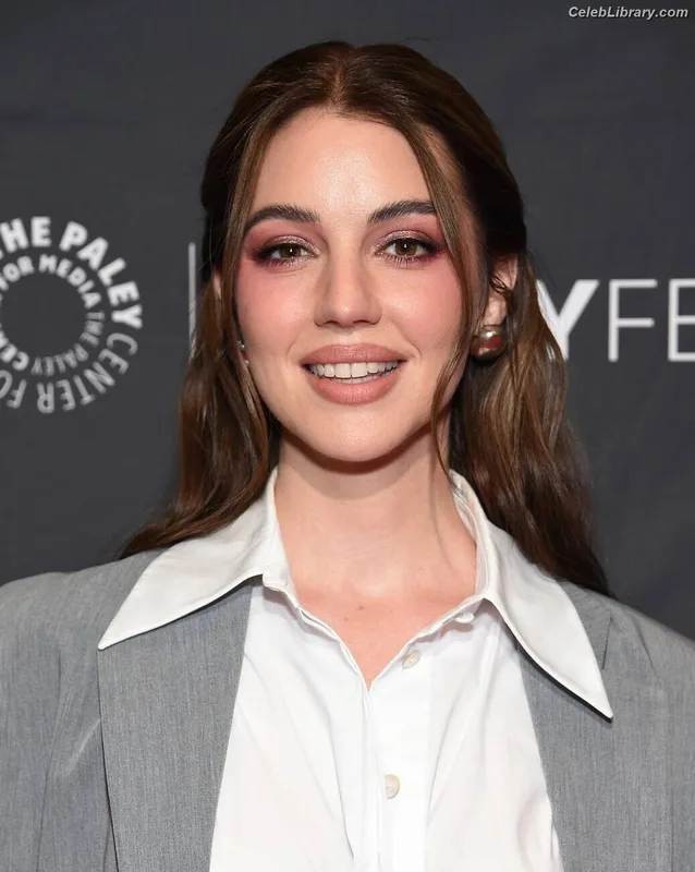 Adelaide Kane photo 1 of 237
