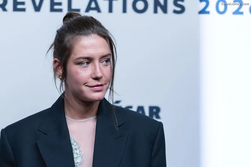 Adèle Exarchopoulos photo 11 of 602