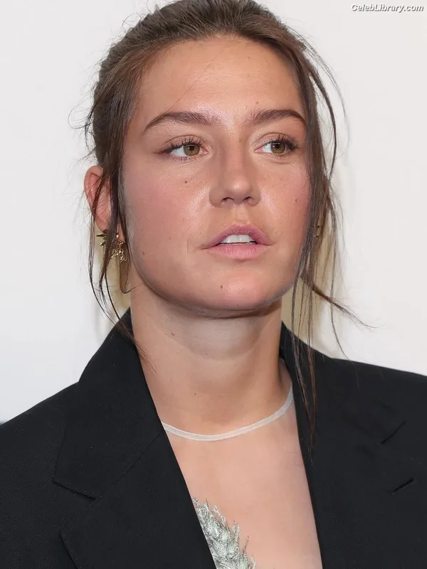 Adèle Exarchopoulos photo 13 of 602