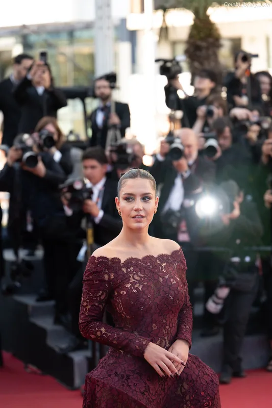 Adèle Exarchopoulos photo 13 of 602