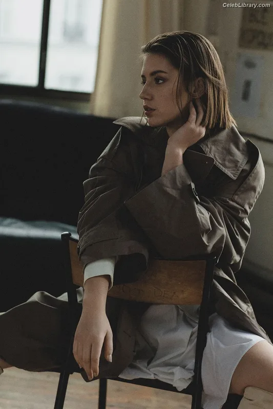 Adèle Exarchopoulos photo 7 of 602