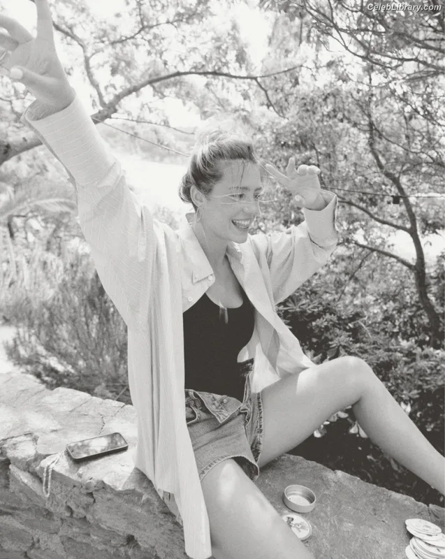 Adèle Exarchopoulos photo 18 of 602