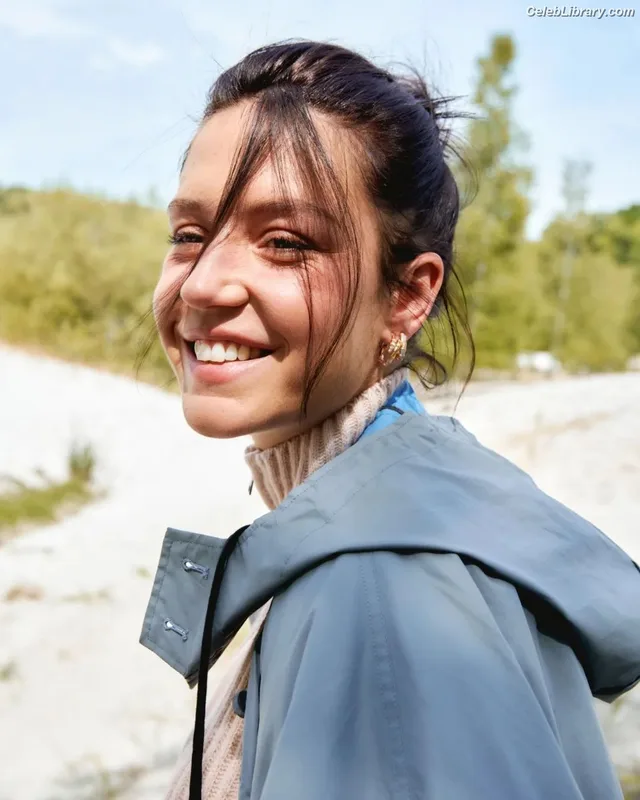 Adèle Exarchopoulos photo 15 of 602