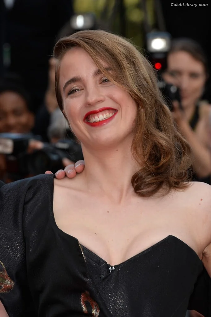 Adèle Haenel photo 14 of 259