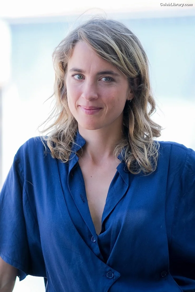 Adèle Haenel photo 18 of 259