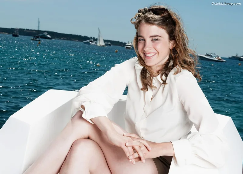 Adèle Haenel photo 9 of 260