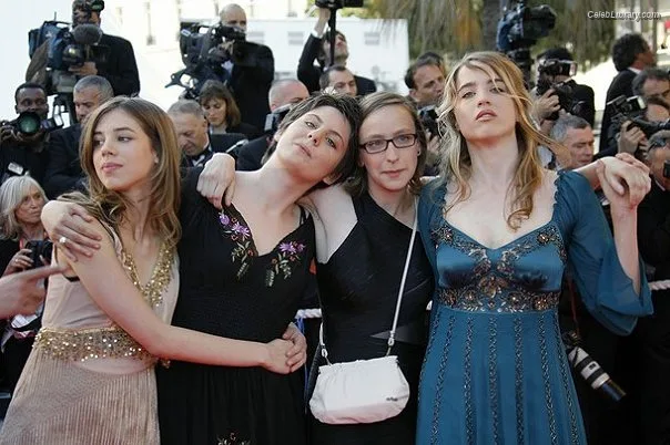 Adèle Haenel photo 6 of 260
