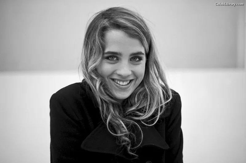 Adèle Haenel photo 13 of 260