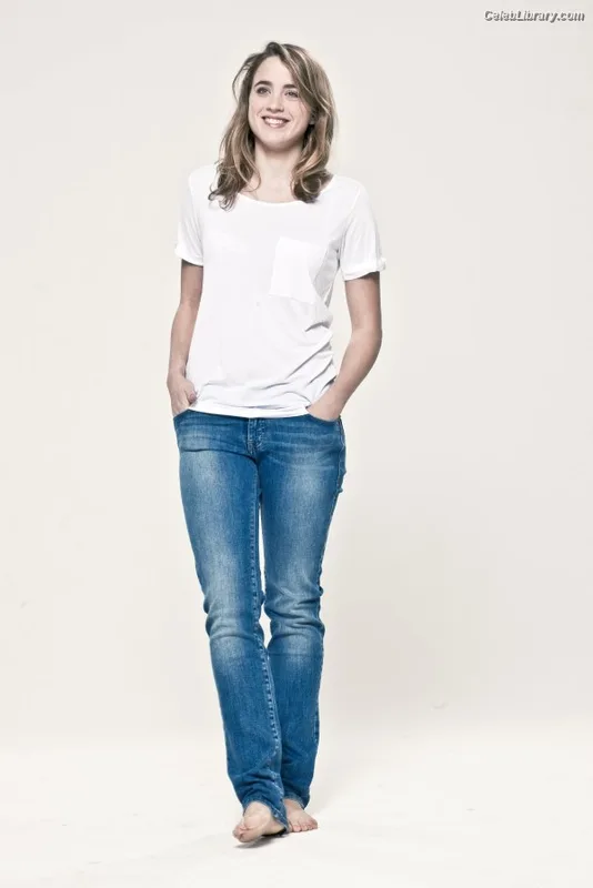 Adèle Haenel photo 19 of 260