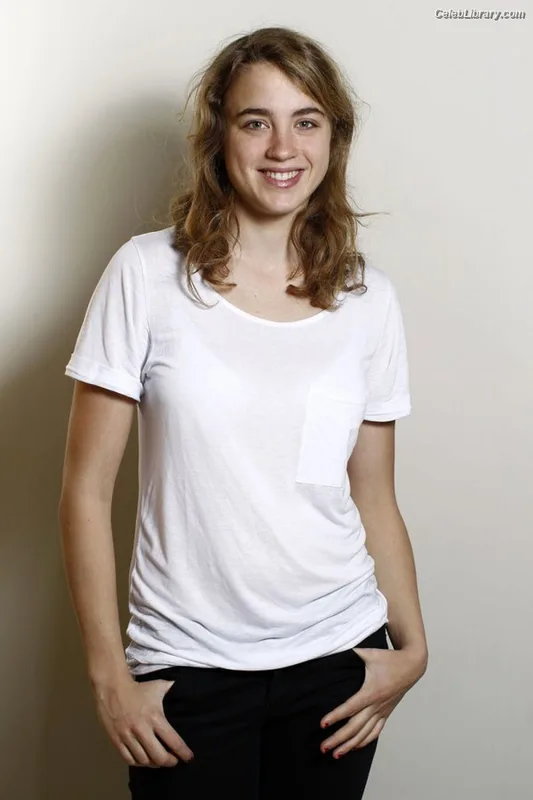 Adèle Haenel photo 20 of 260