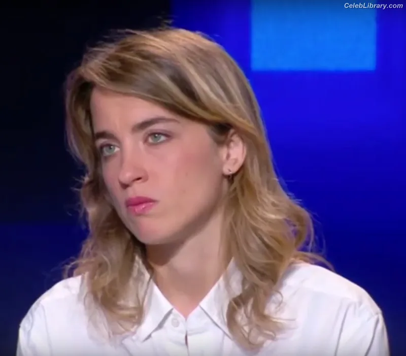Adèle Haenel photo 1 of 260