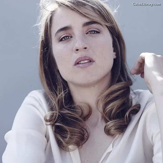 Adèle Haenel photo 12 of 260