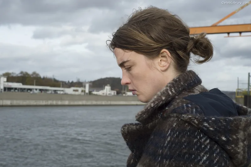 Adèle Haenel photo 4 of 260