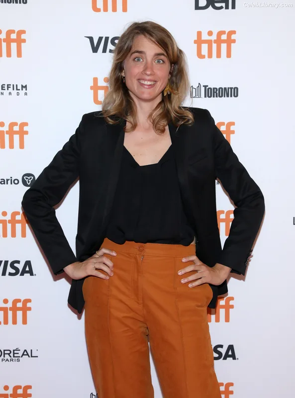 Adèle Haenel photo 5 of 260