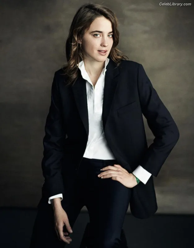 Adèle Haenel photo 13 of 260