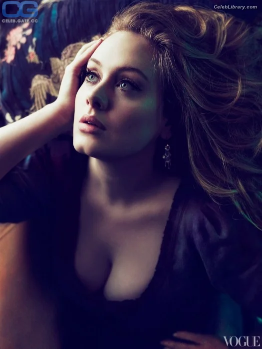 Adele photo 2 of 24