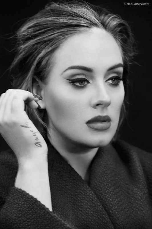 Adele photo 18 of 25