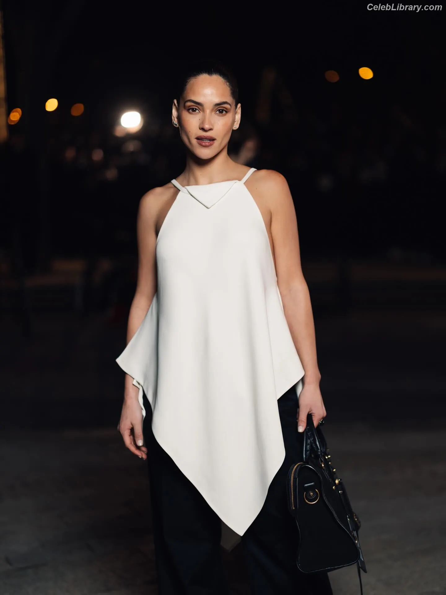 Adria Arjona photo 14 of 667