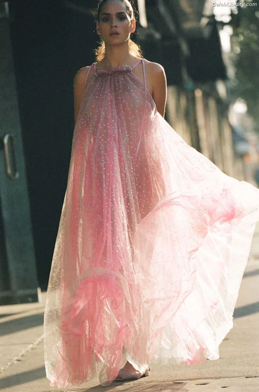 Adria Arjona photo 2 of 668