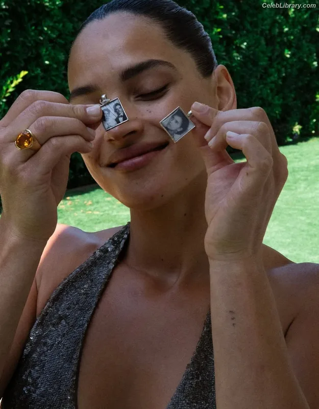 Adria Arjona photo 14 of 668