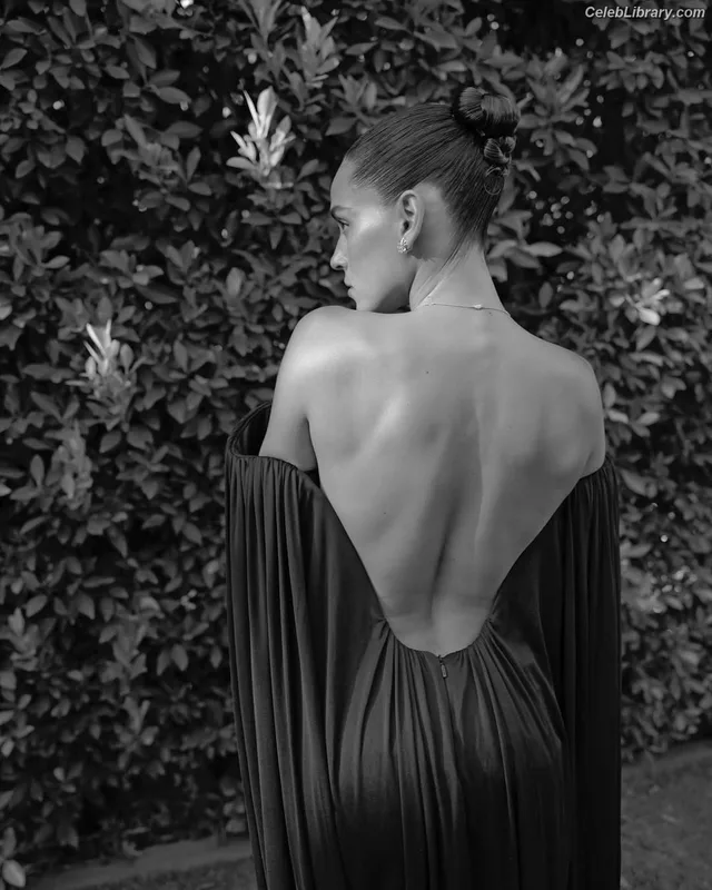 Adria Arjona photo 24 of 668