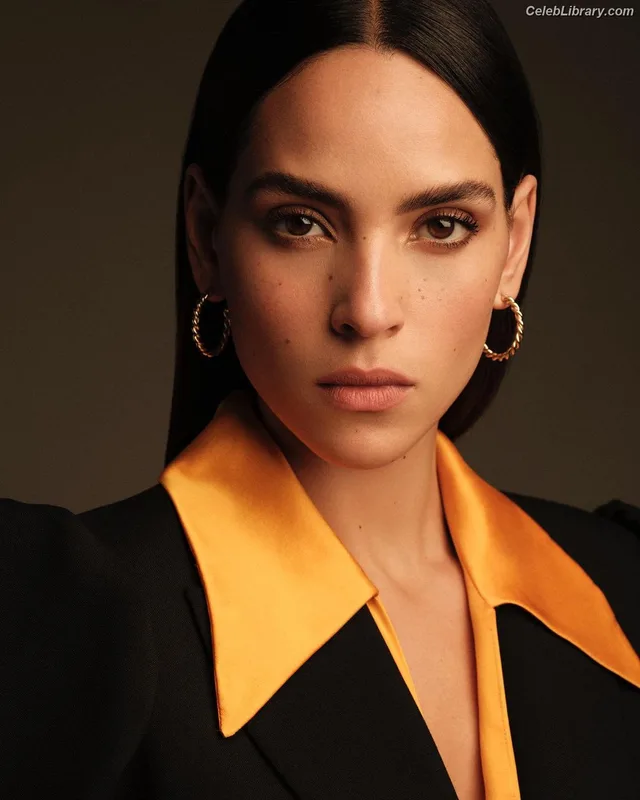 Adria Arjona photo 7 of 668