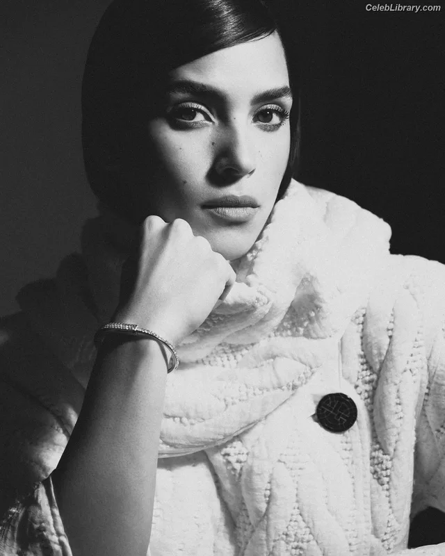 Adria Arjona photo 16 of 668