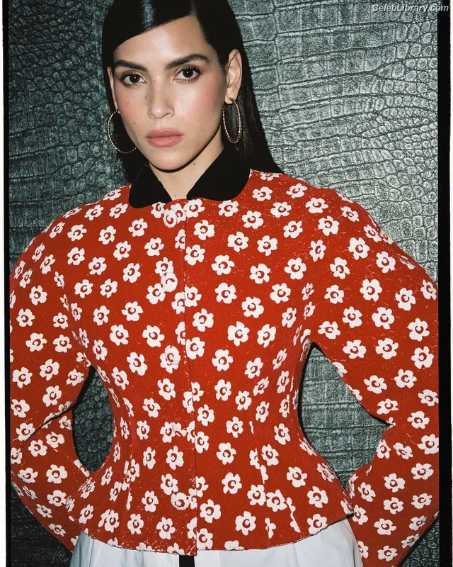 Adria Arjona photo 18 of 668